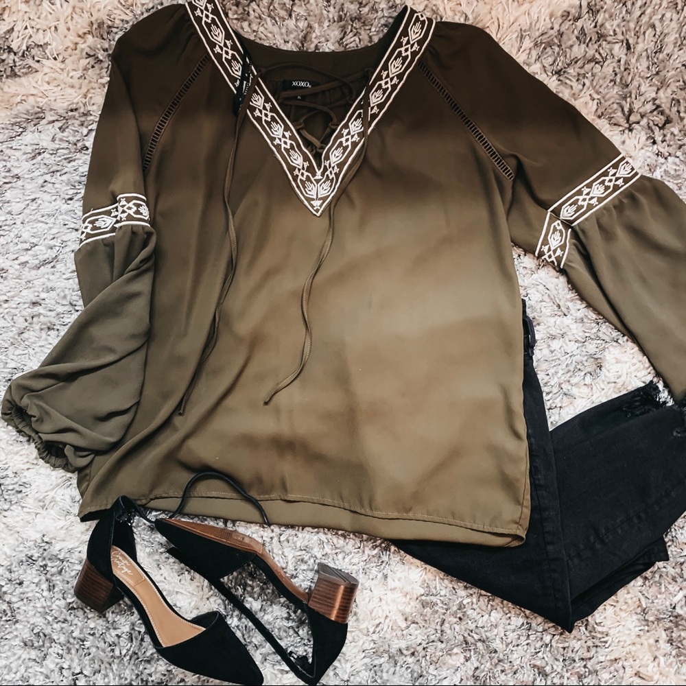 Green long sleeve top